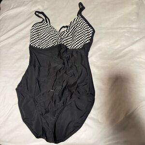 Nyguard‎ Collection black one piece swim suit size 12